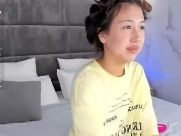 Photos of kellyy_bern from Chaturbate is Freechat