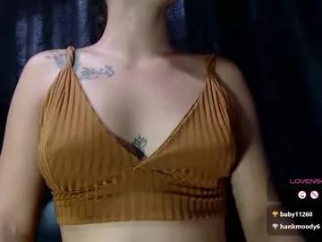 Try our girls live displays and explore the company of endless strippers, with beautiful physiques, vibrating toys and more.