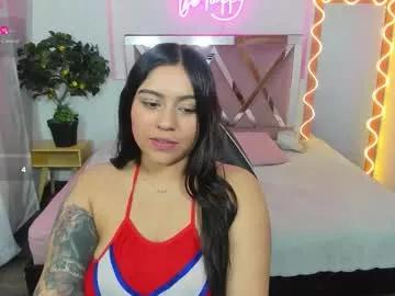 Try our girls live displays and explore the company of endless strippers, with beautiful physiques, vibrating toys and more.