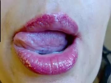 kerly_doll from Chaturbate