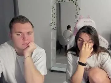 kesh_mne — GOAL: Stream with two girls +1 man [9517 tokens remaining] We will help the model together goal