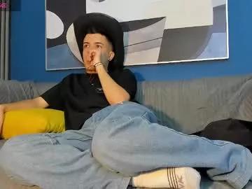 kevinn_blue from Chaturbate is Freechat