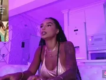 Try our girls live displays and explore the company of endless strippers, with beautiful physiques, vibrating toys and more.