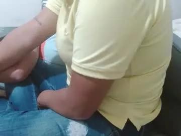 kissesssdoublesss from Chaturbate is Freechat