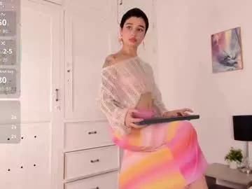 Try our girls live displays and explore the company of endless strippers, with beautiful physiques, vibrating toys and more.