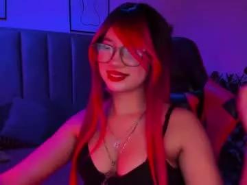 Try our girls live displays and explore the company of endless strippers, with beautiful physiques, vibrating toys and more.