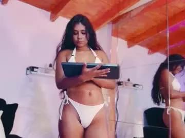Try our girls live displays and explore the company of endless strippers, with beautiful physiques, vibrating toys and more.
