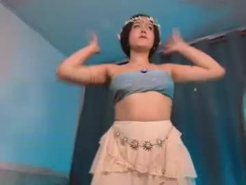 Try our girls live displays and explore the company of endless strippers, with beautiful physiques, vibrating toys and more.