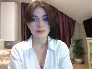 kr1stinarrow model from Chaturbate