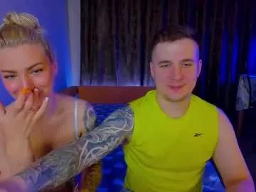 Try our girls live displays and explore the company of endless strippers, with beautiful physiques, vibrating toys and more.