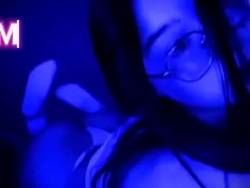 lady_lucky_love — STRIP TO UNDERWEAR  [88 tokens left] #bigboobs #young #anal #lesbian #shy