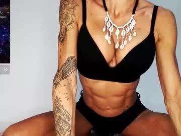 Try our girls live displays and explore the company of endless strippers, with beautiful physiques, vibrating toys and more.