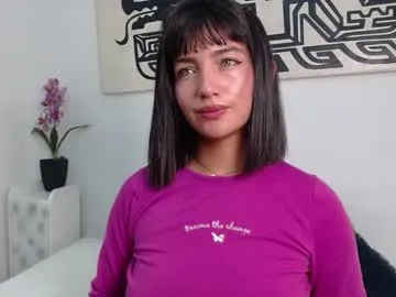 laura_gibson — GOAL: teasing with my tongue on my dildo [11 tokens remaining] I want to show off my new toy, come on  #slave #deepthroat  #socks  #daddysgirl  #latina  #milf