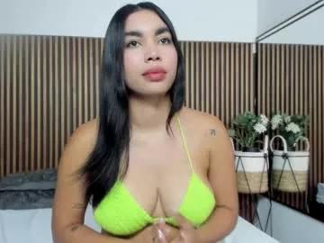 Try our girls live displays and explore the company of endless strippers, with beautiful physiques, vibrating toys and more.