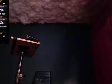 Try our girls live displays and explore the company of endless strippers, with beautiful physiques, vibrating toys and more.