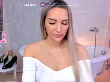 leila_flower from Chaturbate