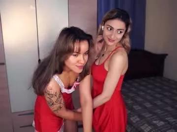 Try our girls live displays and explore the company of endless strippers, with beautiful physiques, vibrating toys and more.