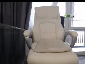 leraooook — )I show my face in private. completely naked. #anal # #milf #bbw #  #mature #new [882 tokens remaining]