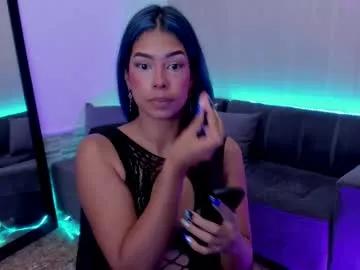 Try our girls live displays and explore the company of endless strippers, with beautiful physiques, vibrating toys and more.
