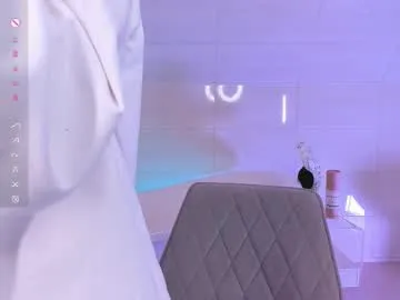 lezy_liza — Sensual striptease  #feet #blonde #pantyhose #daddysgirl #skinny [700 tokens remaining]