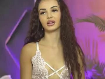 Try our girls live displays and explore the company of endless strippers, with beautiful physiques, vibrating toys and more.