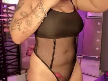 Try our girls live displays and explore the company of endless strippers, with beautiful physiques, vibrating toys and more.