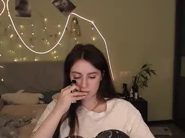 liliatlu —  #nonude  #new #chat #shy #tattoo #c2c #natural #cutegirl #goal #friendly [777 tokens remaining]