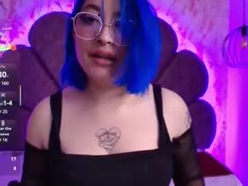 Try our girls live displays and explore the company of endless strippers, with beautiful physiques, vibrating toys and more.