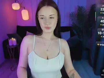 Try our girls live displays and explore the company of endless strippers, with beautiful physiques, vibrating toys and more.