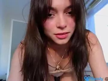 lilyewing_ from Chaturbate