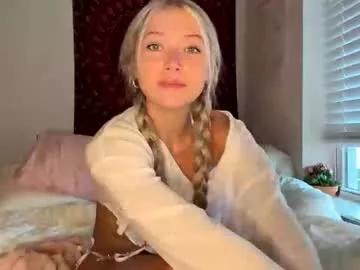 Photos of lilyyymonroee from Chaturbate is Freechat