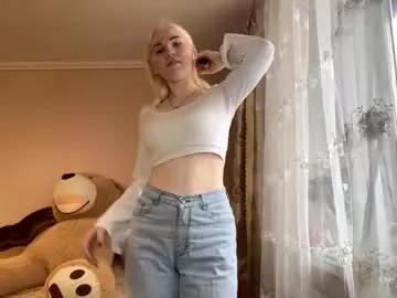 Try our girls live displays and explore the company of endless strippers, with beautiful physiques, vibrating toys and more.