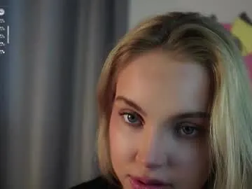 Avatar of lipswithsmileonthem