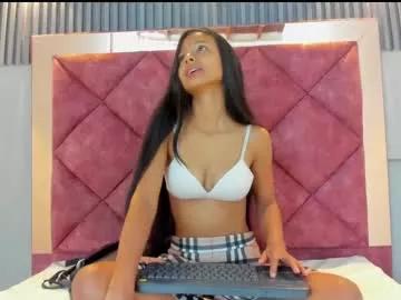 Try our girls live displays and explore the company of endless strippers, with beautiful physiques, vibrating toys and more.