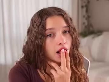 little_poetry from Chaturbate