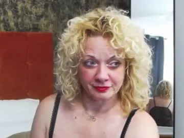 littlecurlygirl — Littlecurlygirl's room #bigass #milf #blonde #mature #new