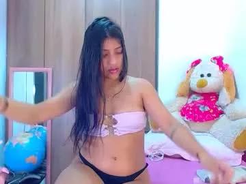 Try our girls live displays and explore the company of endless strippers, with beautiful physiques, vibrating toys and more.
