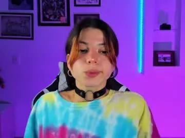 lolamustaine from Chaturbate