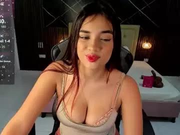 Try our girls live displays and explore the company of endless strippers, with beautiful physiques, vibrating toys and more.