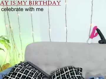 lorens_martin — GOAL: naked [111 tokens remaining] Welcome to my room! Welcome, come and make me very happy #feet #blonde #redhead #lovense #new bigass