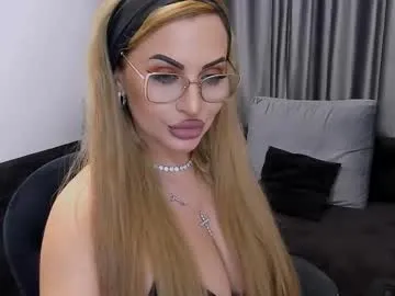 lovelyblondyxxx — Welcome! #nails #smoke #fetish #dirty