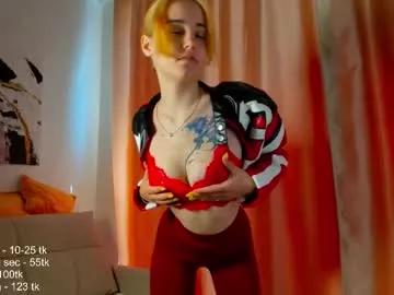 Try our girls live displays and explore the company of endless strippers, with beautiful physiques, vibrating toys and more.
