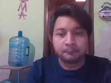 lpmauriciosantamaria — quien me hable en espaol le mando MD con mi pene