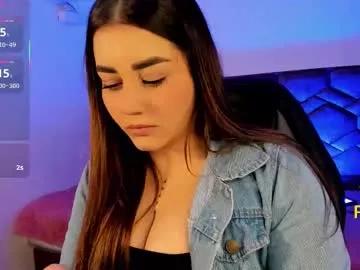 Try our girls live displays and explore the company of endless strippers, with beautiful physiques, vibrating toys and more.