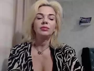 luciasnowy from Chaturbate is Freechat
