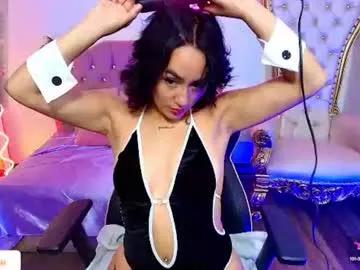 Try our girls live displays and explore the company of endless strippers, with beautiful physiques, vibrating toys and more.