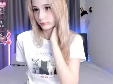 luna_r1se_ from Chaturbate is Freechat