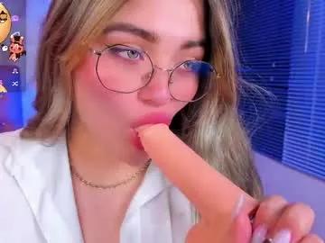 luna_volk from Chaturbate is Freechat