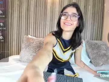 Try our girls live displays and explore the company of endless strippers, with beautiful physiques, vibrating toys and more.