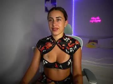 Try our girls live displays and explore the company of endless strippers, with beautiful physiques, vibrating toys and more.